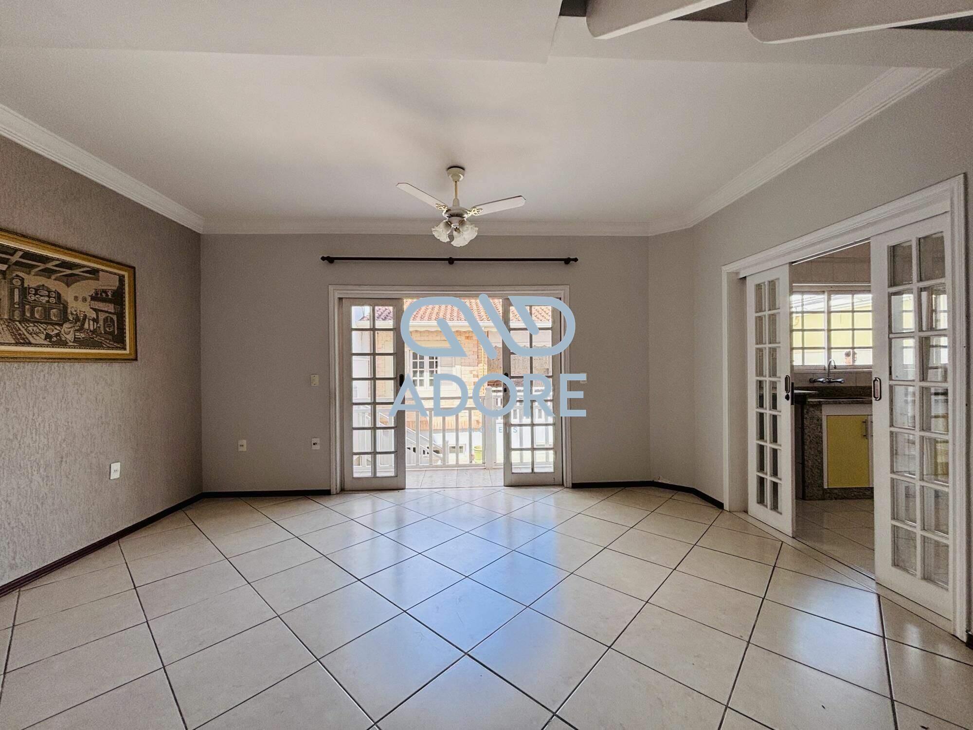 Casa de Condomínio à venda no Portal da Vila Rica: 