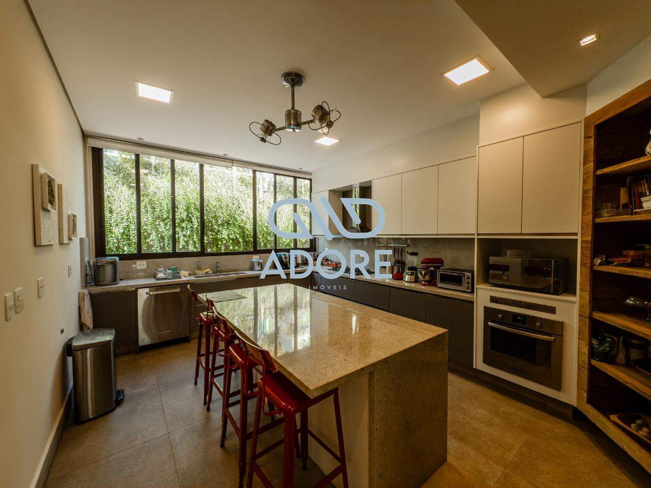 Casa de Condomínio à venda no Condomínio Terras de São José II : 