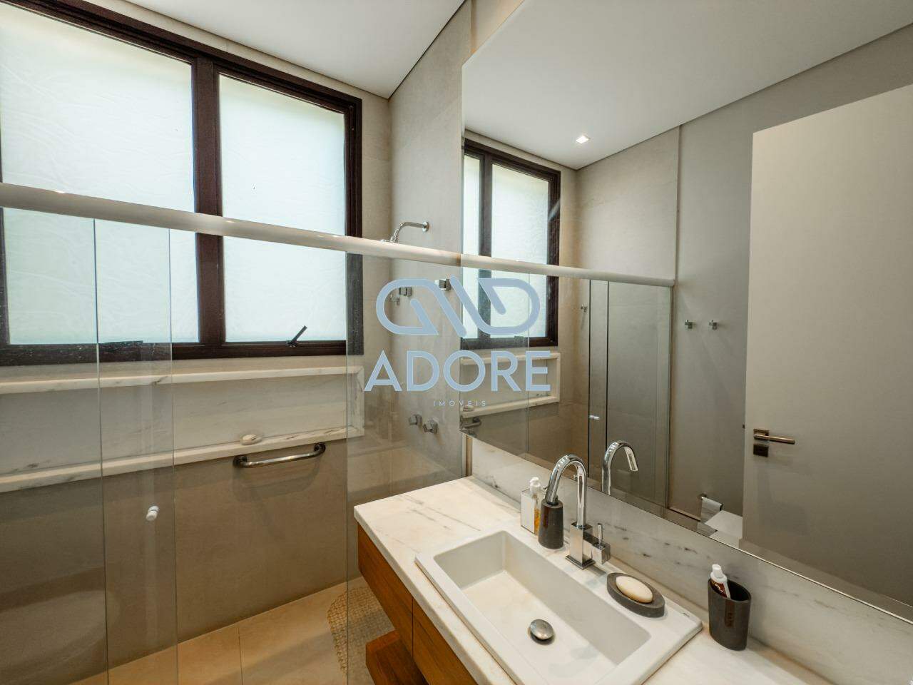 Casa de Condomínio à venda no Condomínio Terras de São José II : 