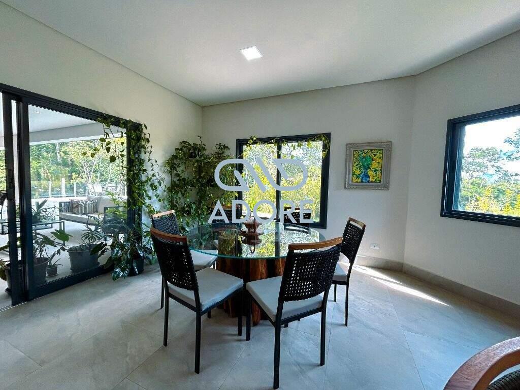 Casa de Condomínio à venda no Condomínio Terras de São José II : 