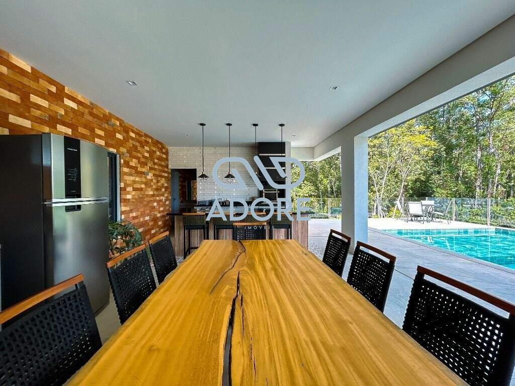 Casa de Condomínio à venda no Condomínio Terras de São José II : 