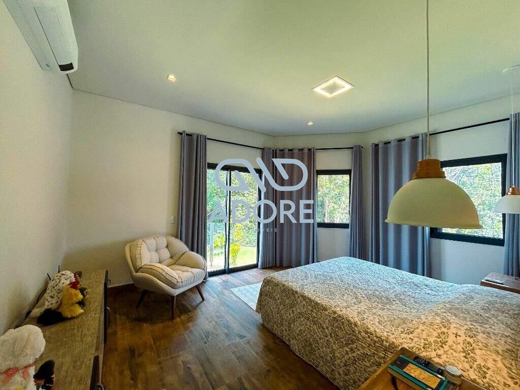 Casa de Condomínio à venda no Condomínio Terras de São José II : 