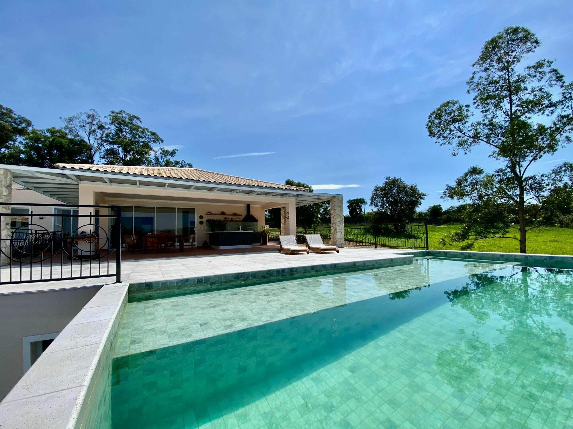 Casa de Condomínio à venda no Condomínio Terras de São José II : 