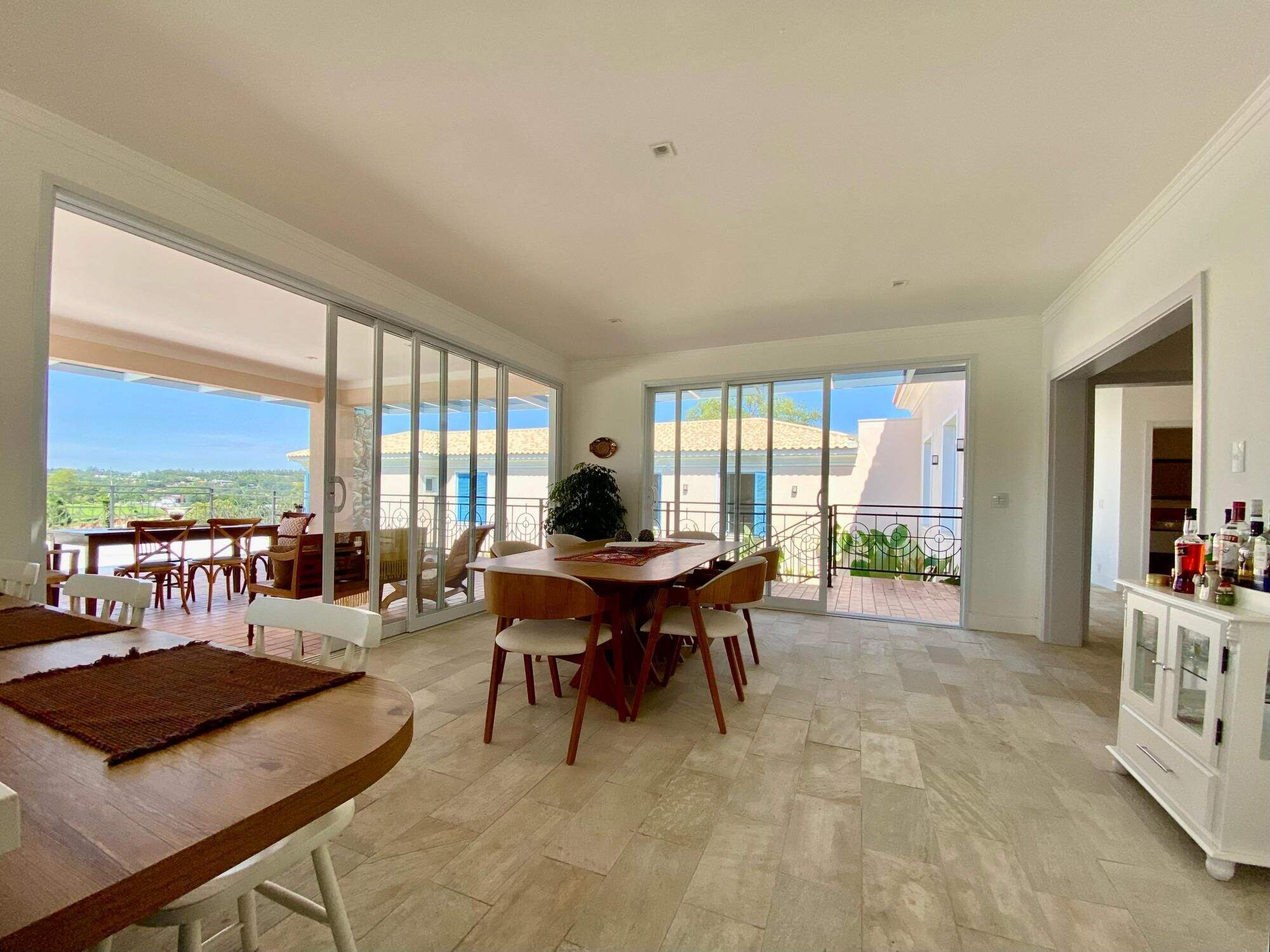 Casa de Condomínio à venda no Condomínio Terras de São José II : 