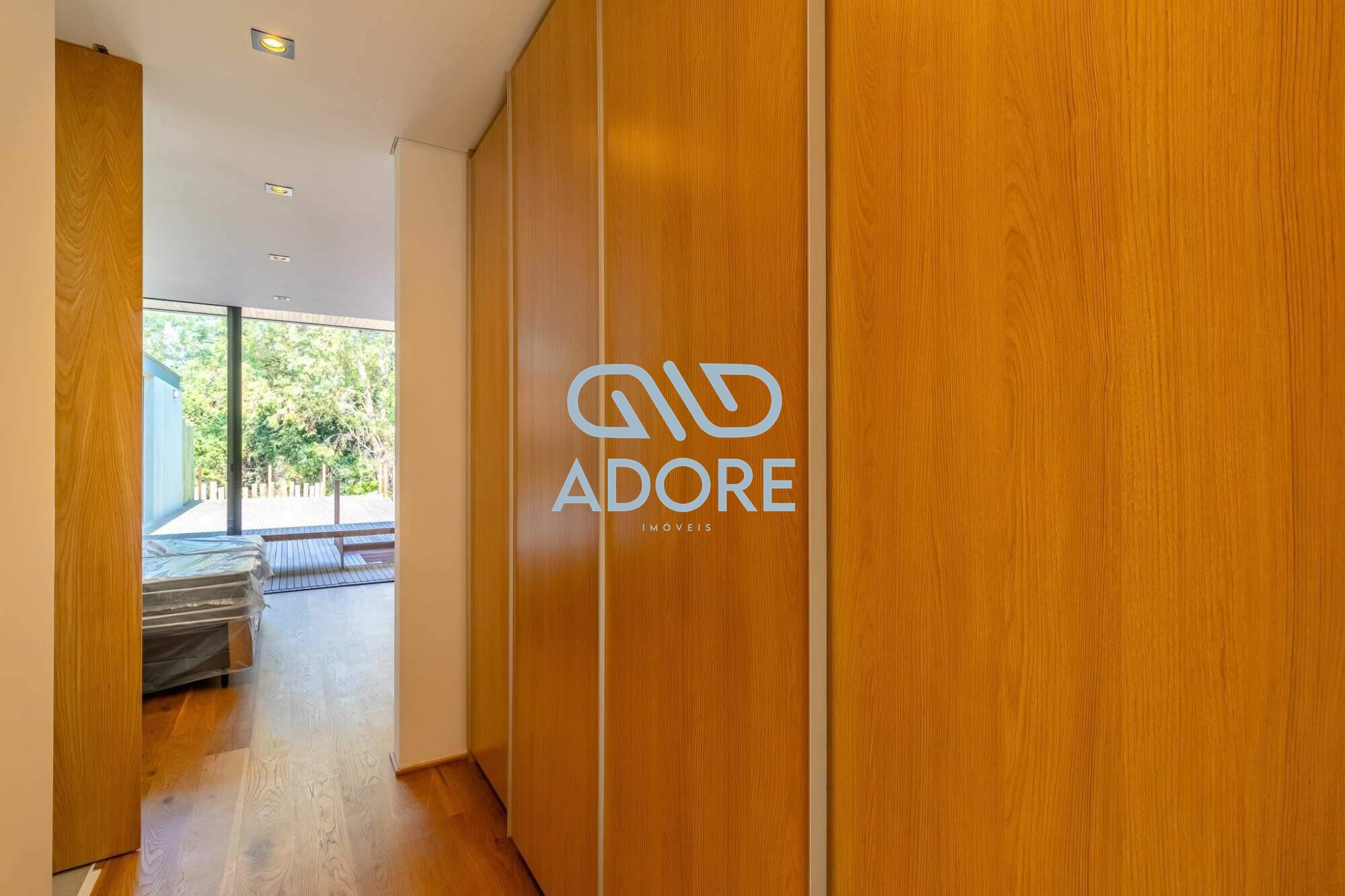 Casa de Condomínio à venda no Condomínio Terras de São José II : 