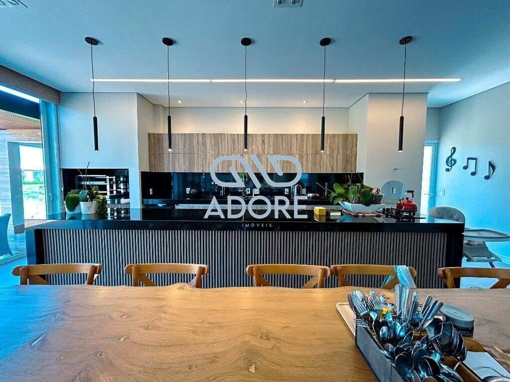 Casa de Condomínio à venda no Condomínio Terras de São José II : 