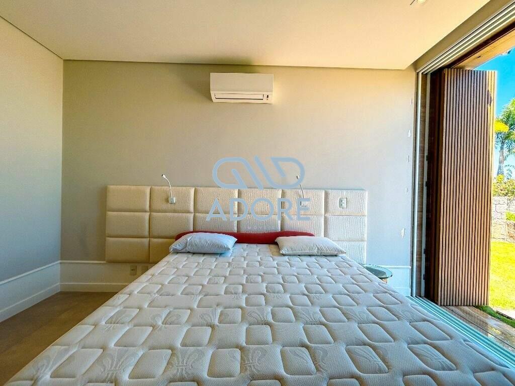 Casa de Condomínio à venda no Condomínio Terras de São José II : 