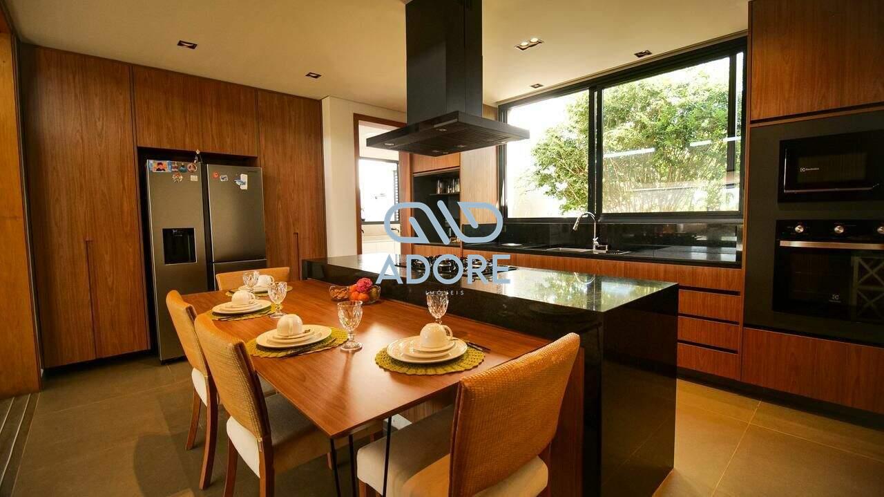 Casa de Condomínio à venda no Condomínio Terras de São José II : 