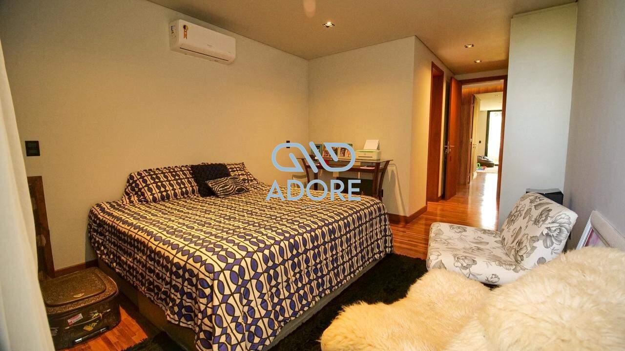 Casa de Condomínio à venda no Condomínio Terras de São José II : 