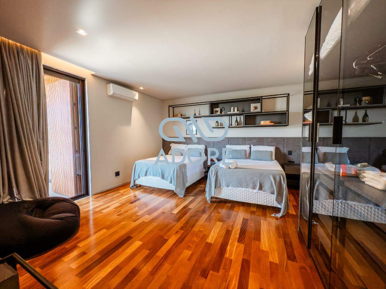 Casa de Condomínio à venda no Condomínio Terras de São José II : 