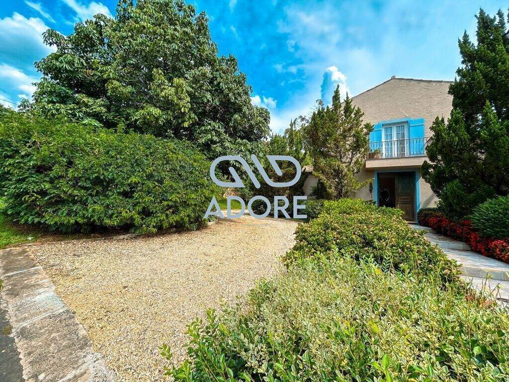 Casa de Condomínio à venda no Condomínio Terras de São José: 