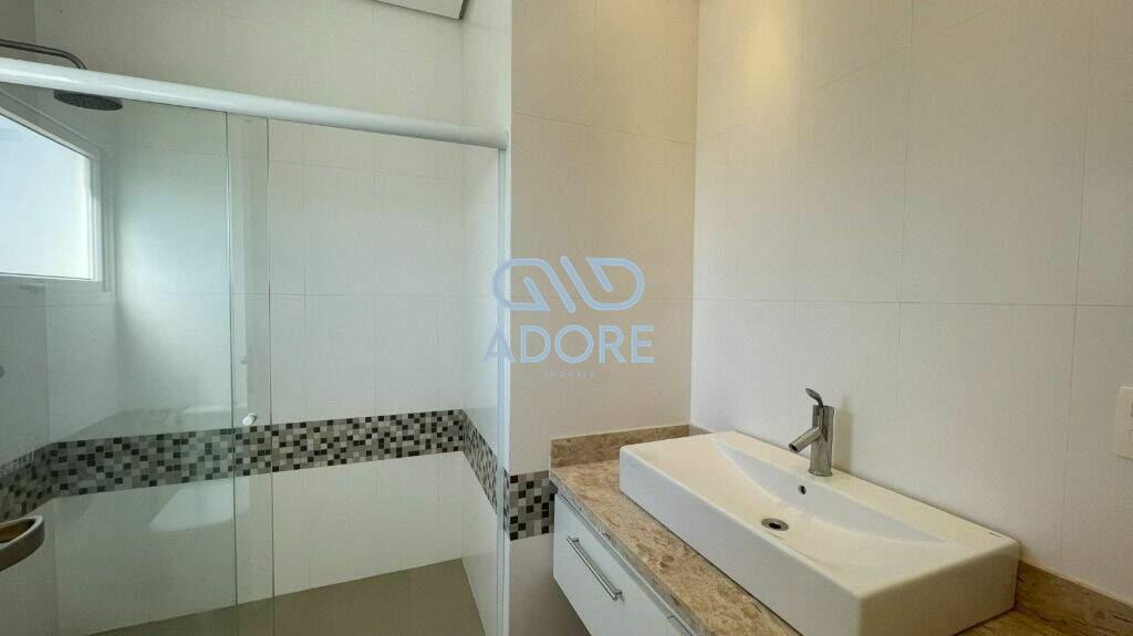 Casa de Condomínio à venda no Condomínio Terras de São José II : 