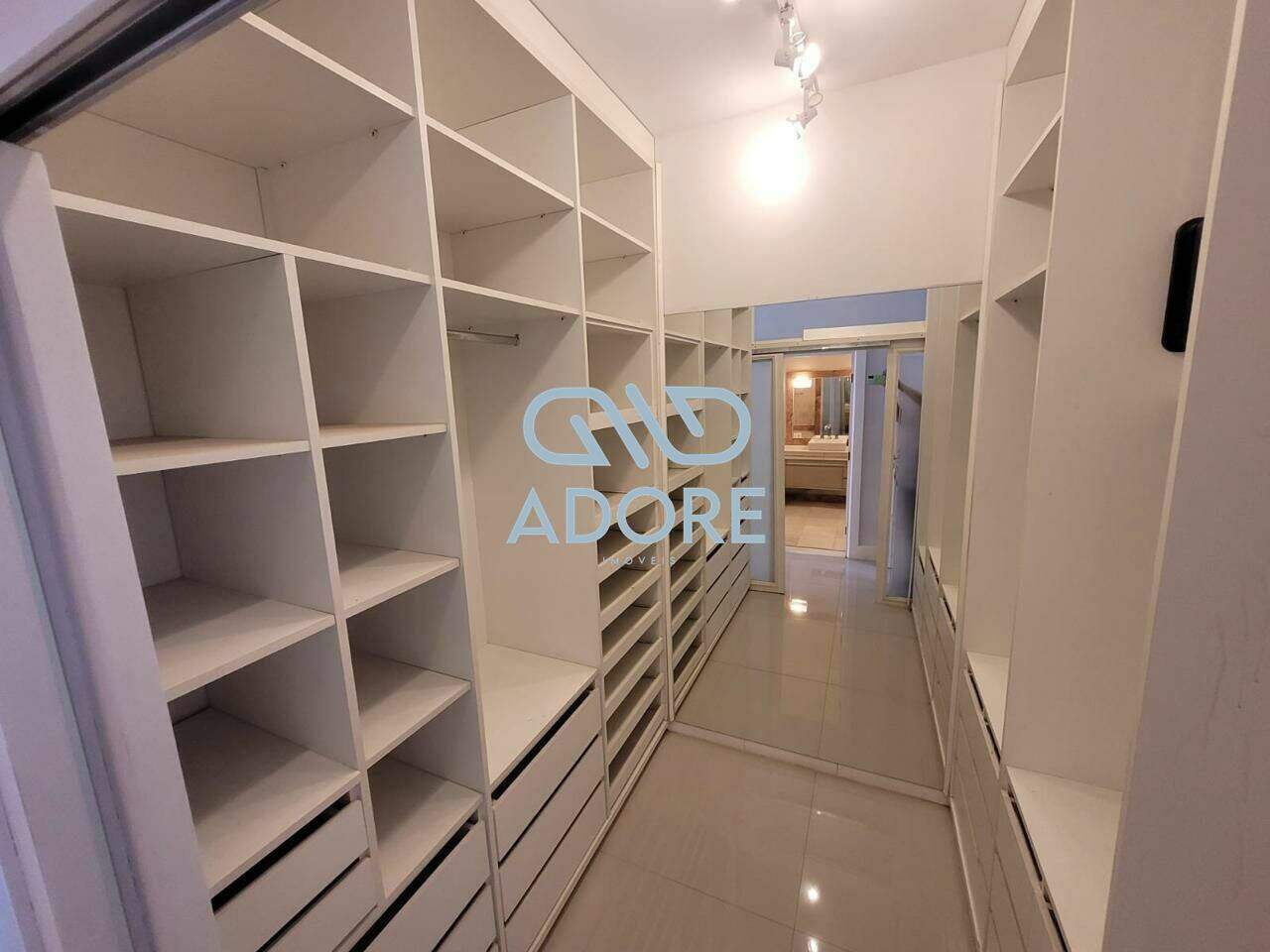 Casa de Condomínio à venda no Condomínio Terras de São José: 