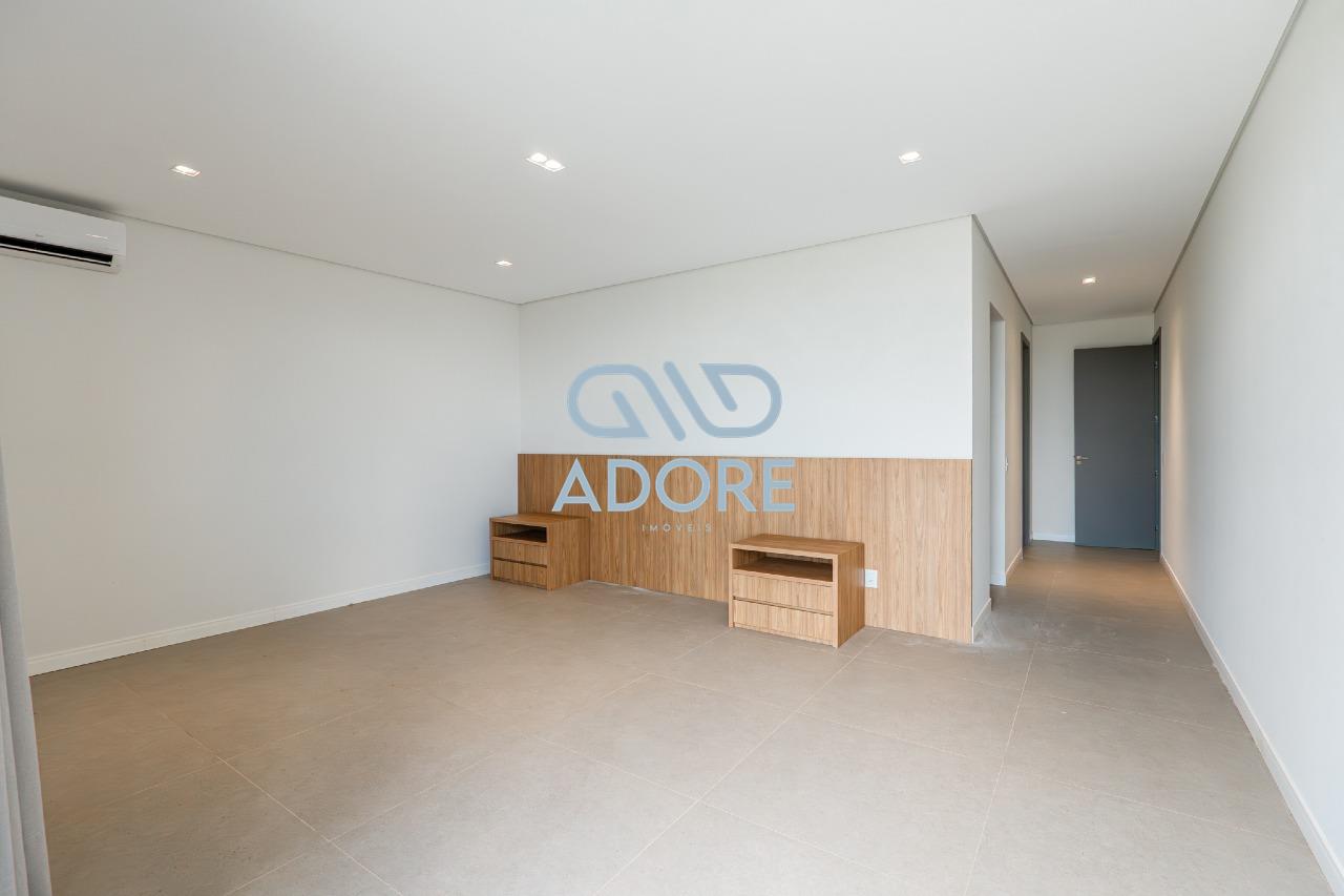 Casa de Condomínio à venda no Condomínio Terras de São José II : 