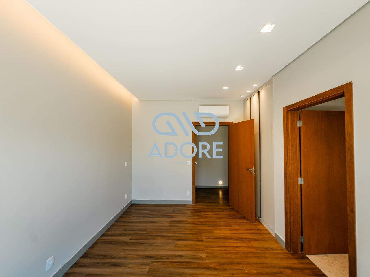 Casa de Condomínio à venda no Condomínio Terras de São José II :