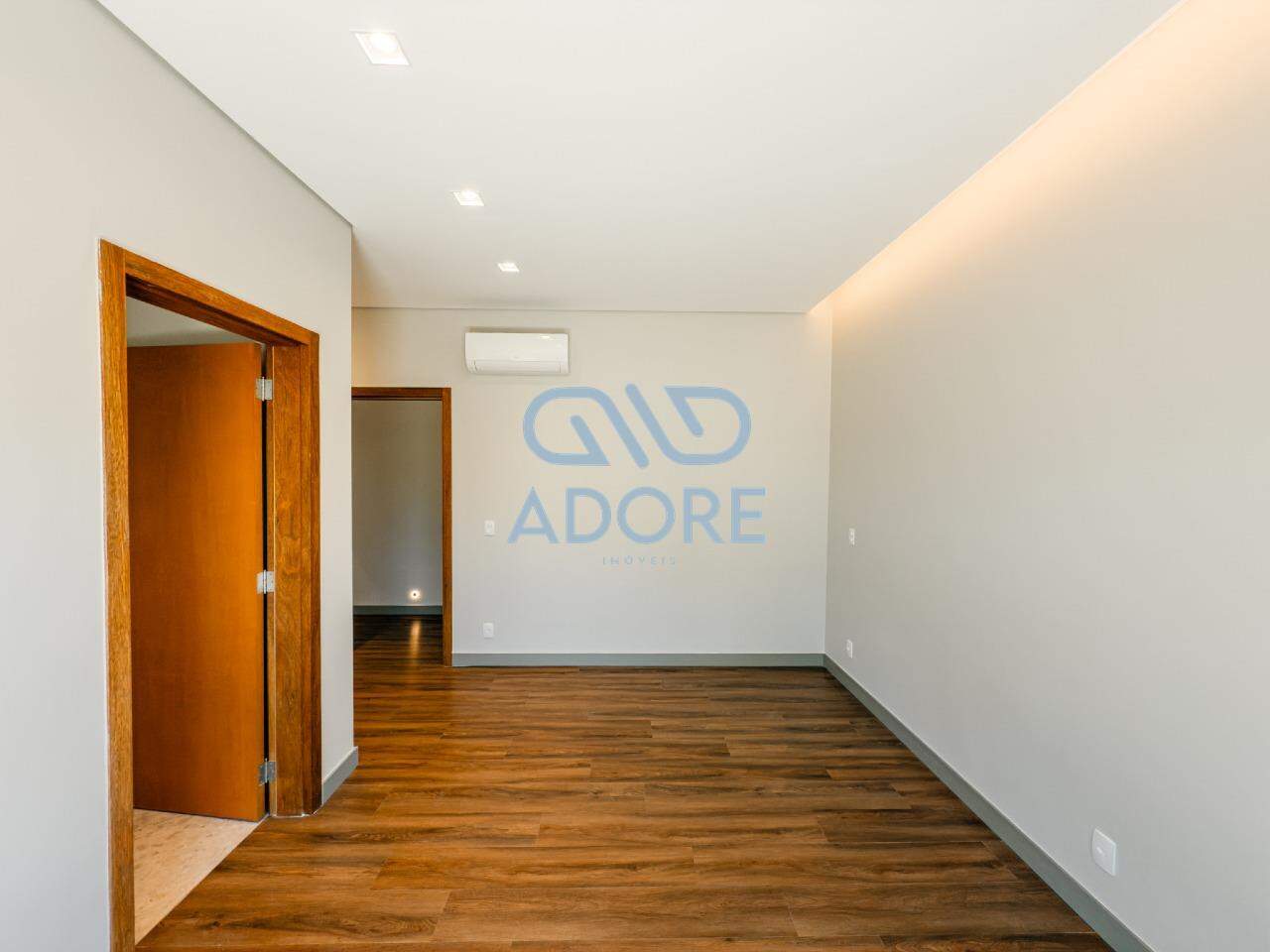 Casa de Condomínio à venda no Condomínio Terras de São José II :