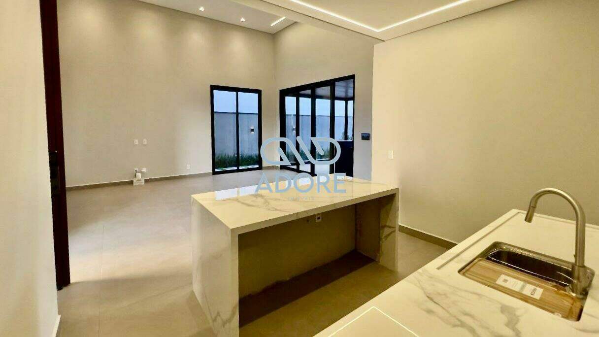 Casa de Condomínio à venda no Vila Martins: 