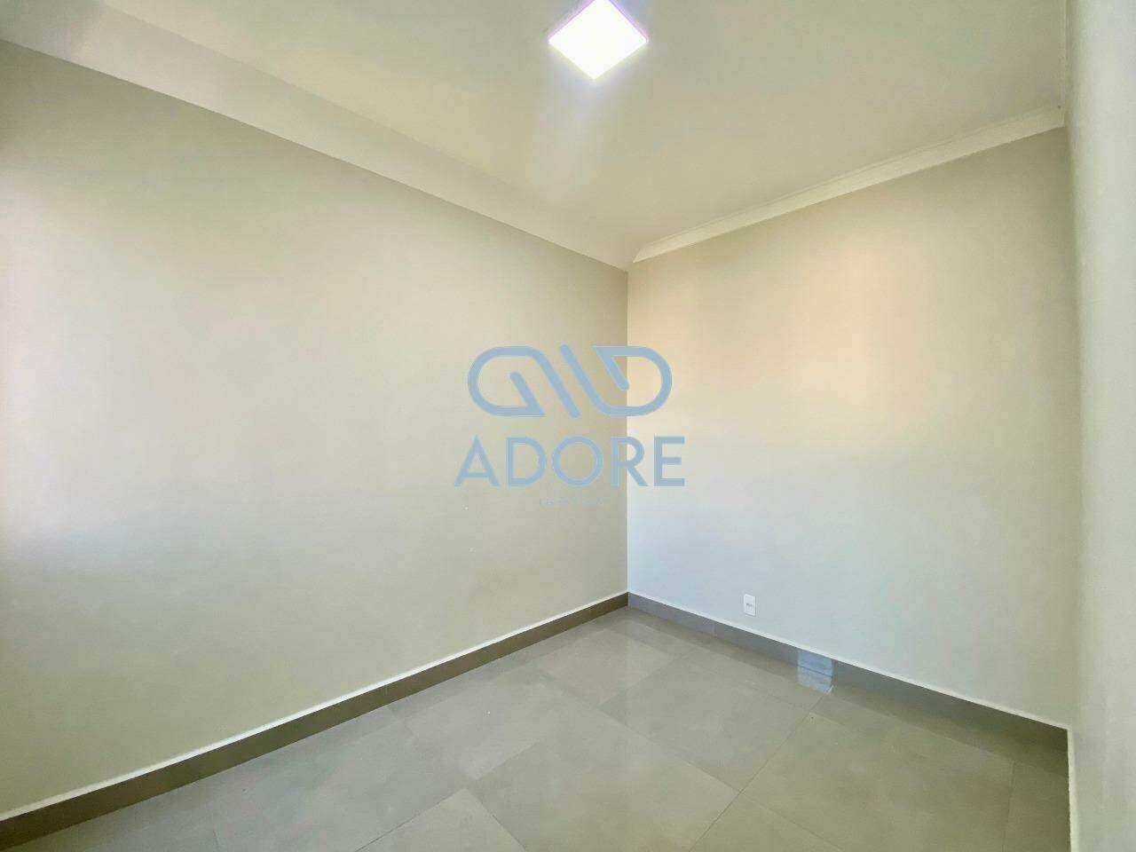 Apartamento à venda no Edifício Jardim dos Taperás: 