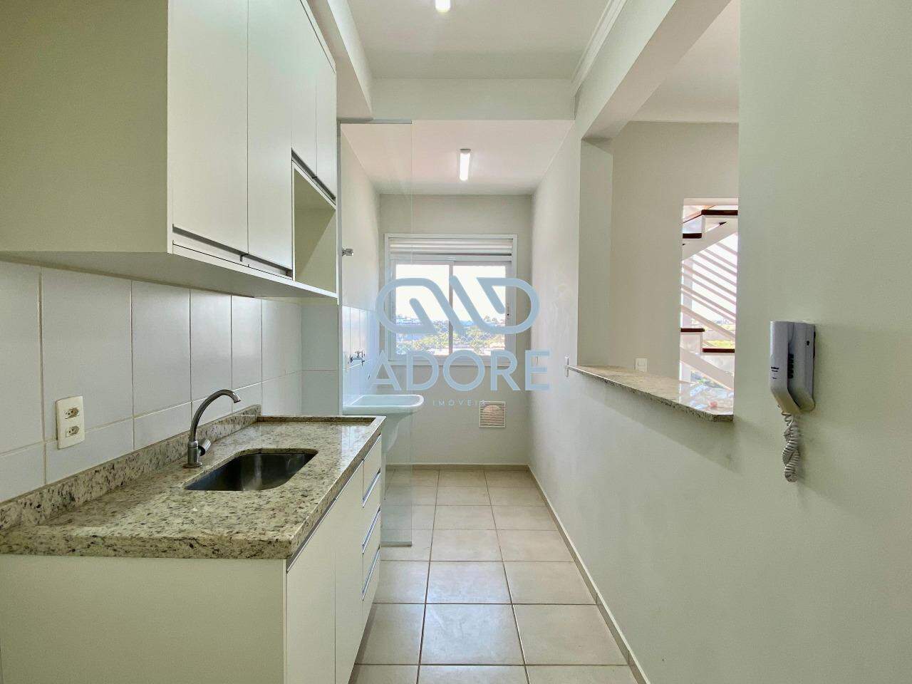 Apartamento à venda no Edifício Jardim dos Taperás: 