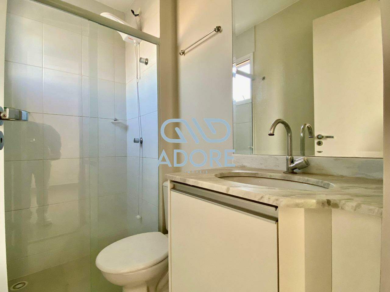 Apartamento à venda no Edifício Jardim dos Taperás: 