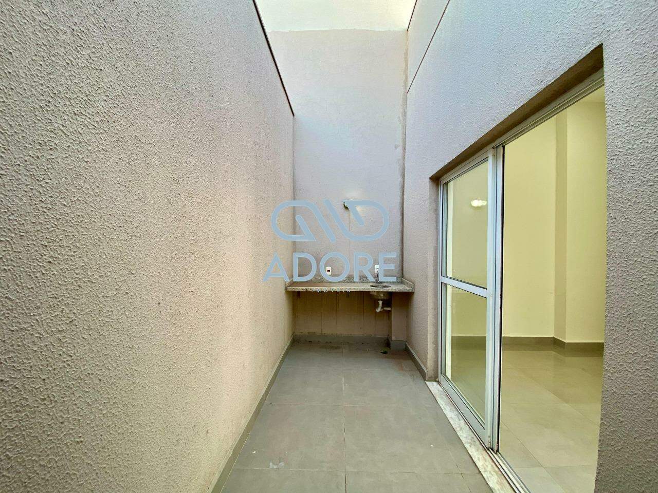 Apartamento à venda no Edifício Jardim dos Taperás: 