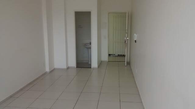 Sala para aluguel no Nova Suíça: 