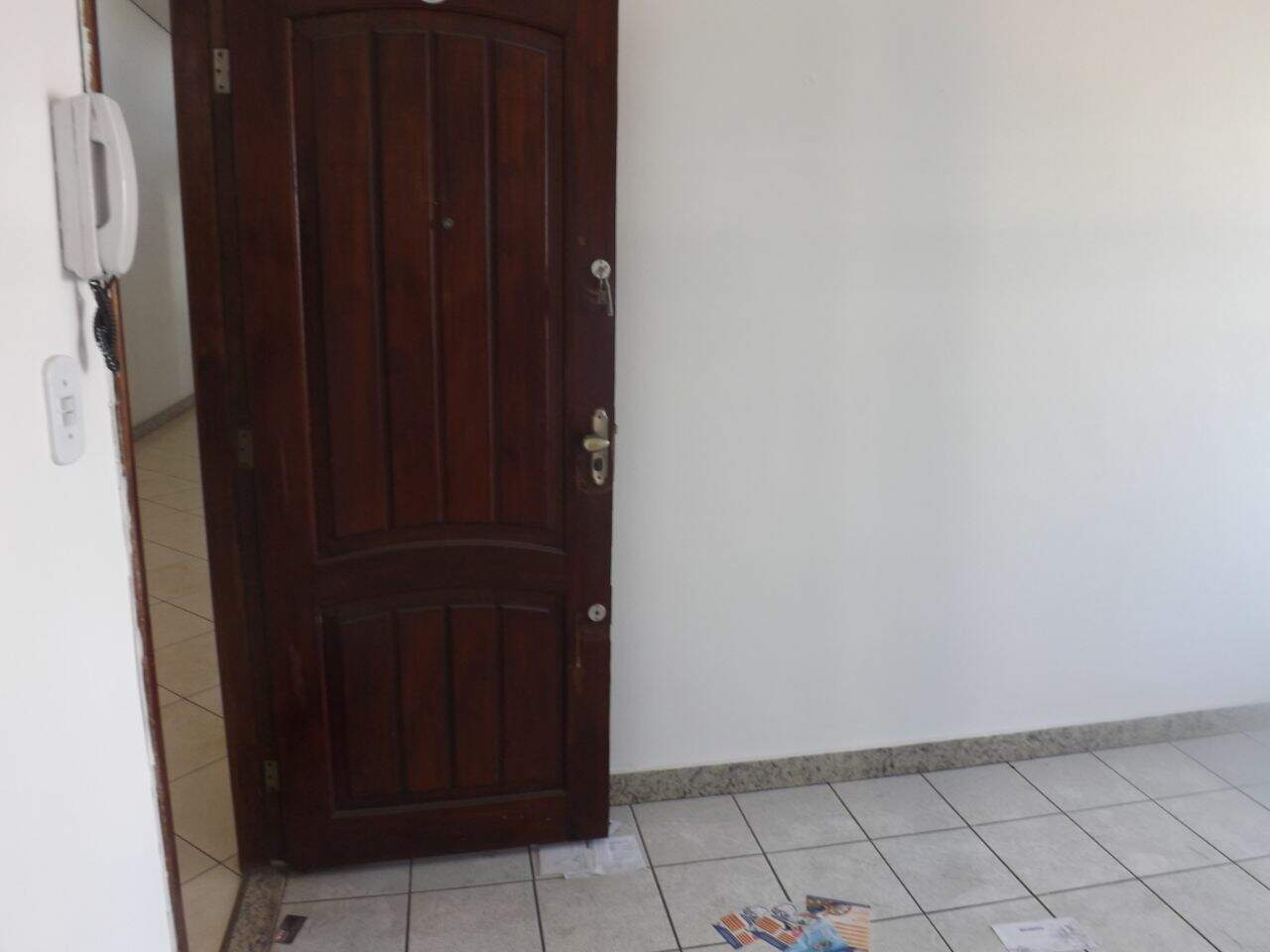 Sala para aluguel no Santa Terezinha: 