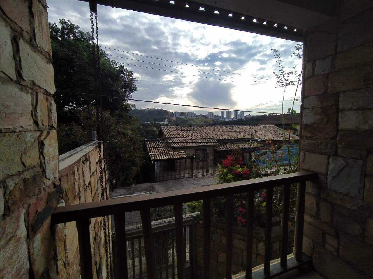 Casa à venda no Caiçara: 
