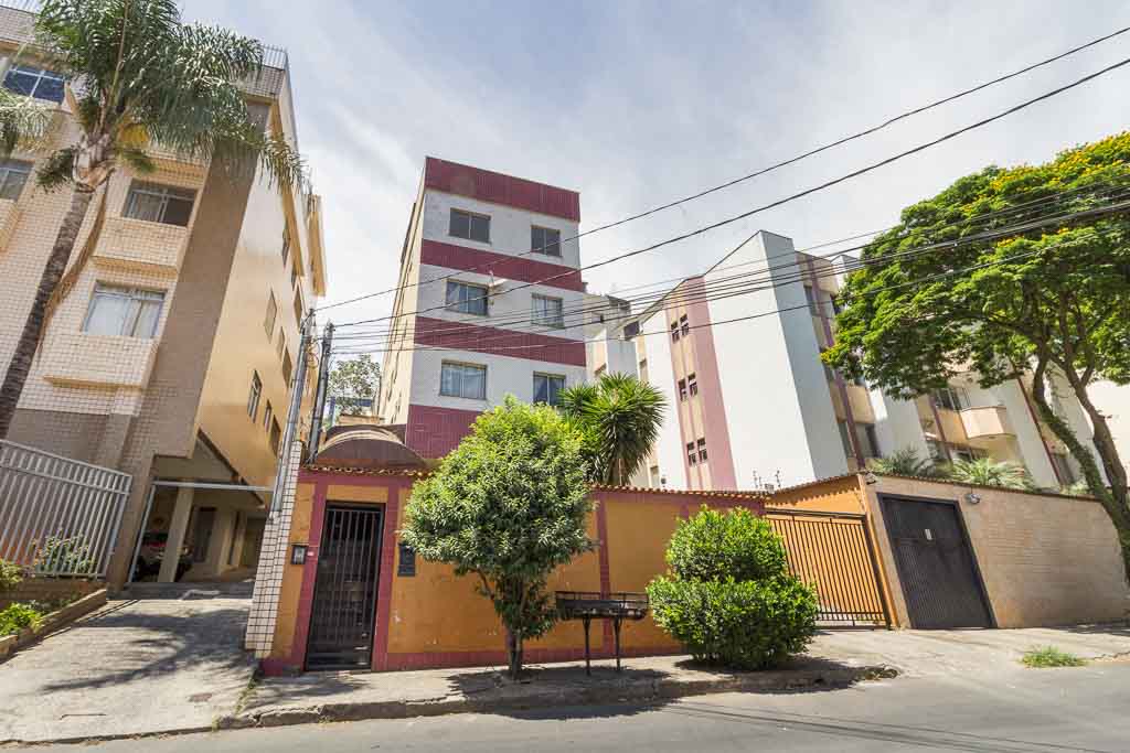 Apartamento com área privativa à venda no Caiçara: 