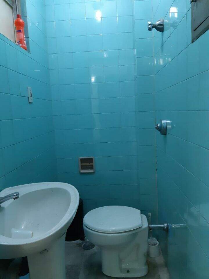 Sala à venda no Centro: 