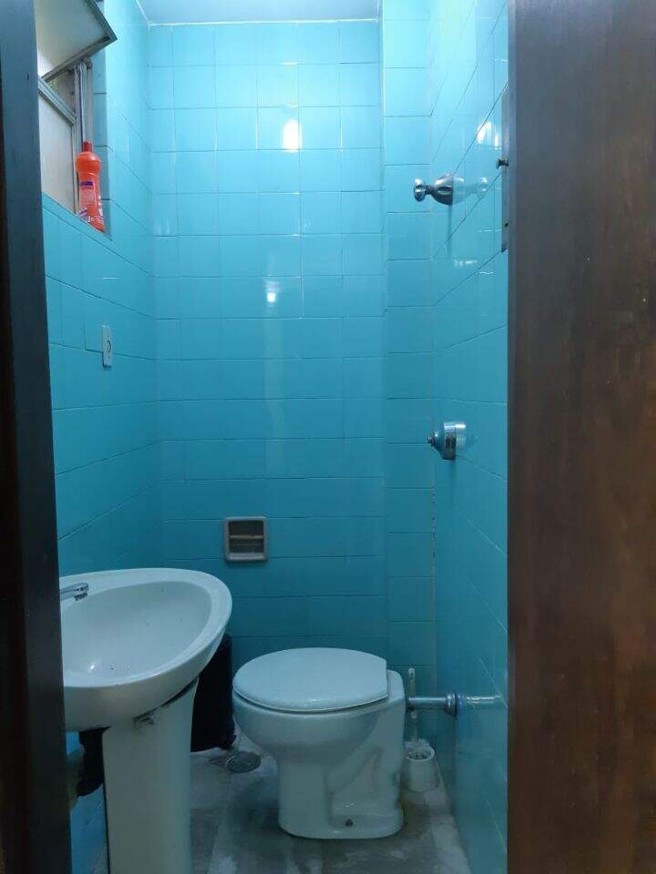 Sala à venda no Centro: 