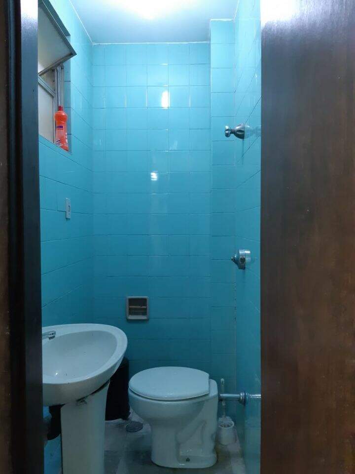 Sala à venda no Centro: 