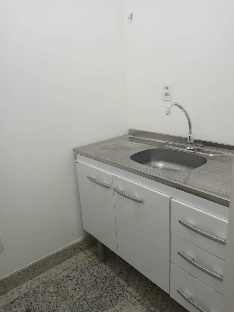 Sala à venda no Santa Tereza: 