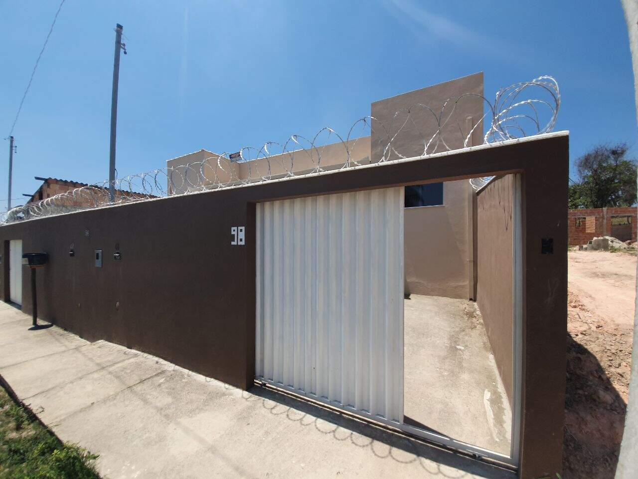 Casa à venda no Nova Esmeraldas: 