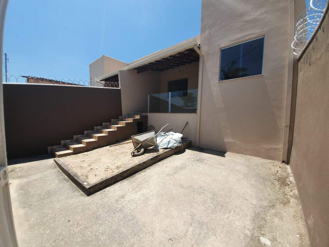 Casa à venda no Nova Esmeraldas: 