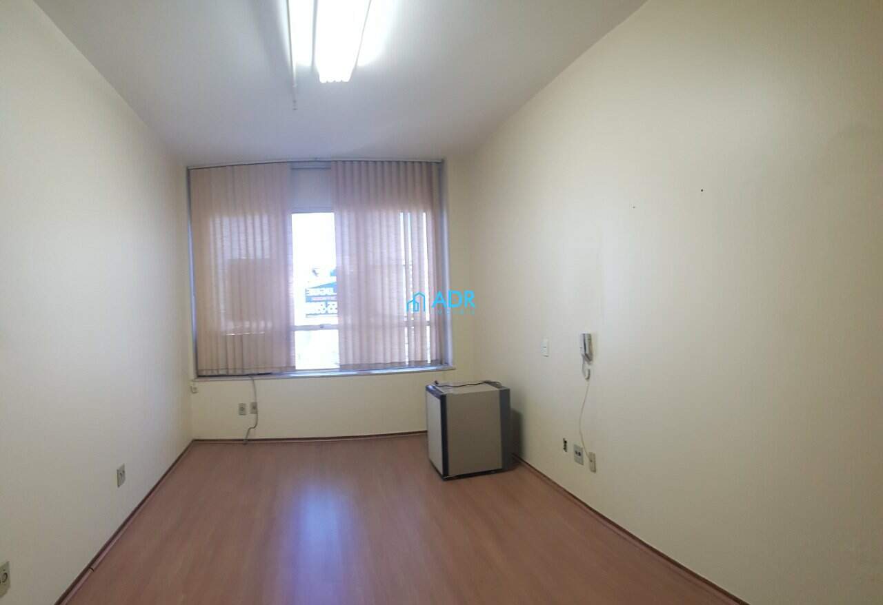 Sala à venda no Funcionários: 