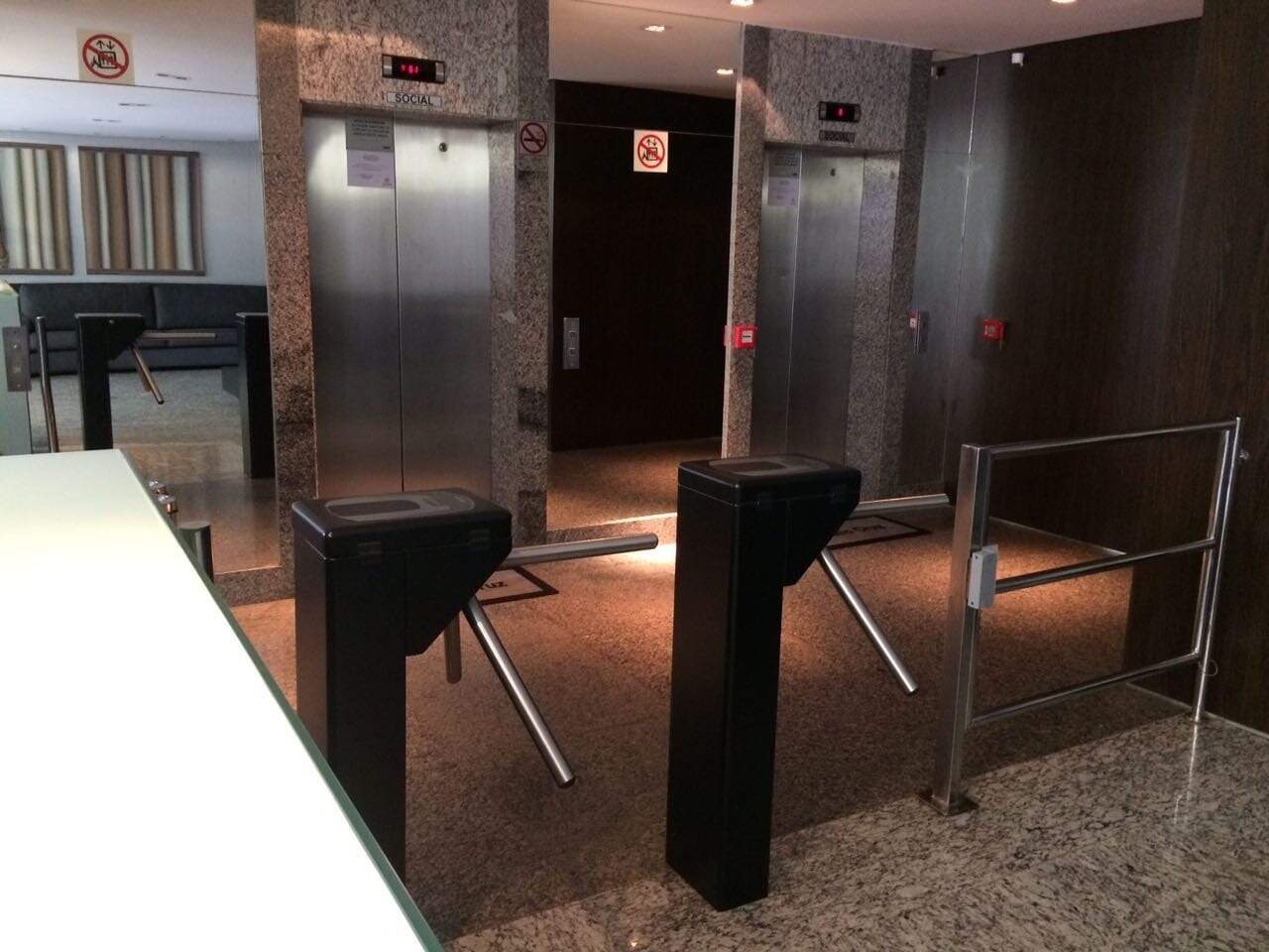 Andar à venda no Gutierrez: 