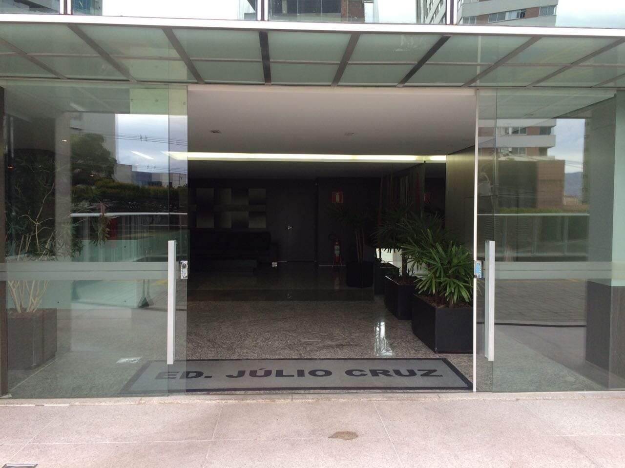 Andar à venda no Gutierrez: 