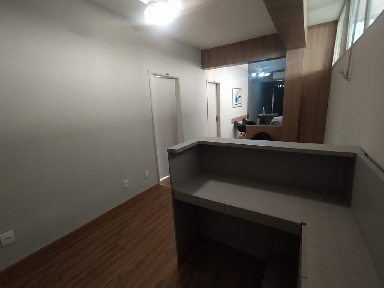 Sala à venda no SANTO AGOSTINHO: 