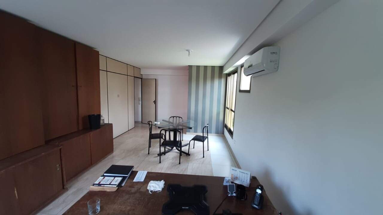 Sala à venda no São Lucas: 
