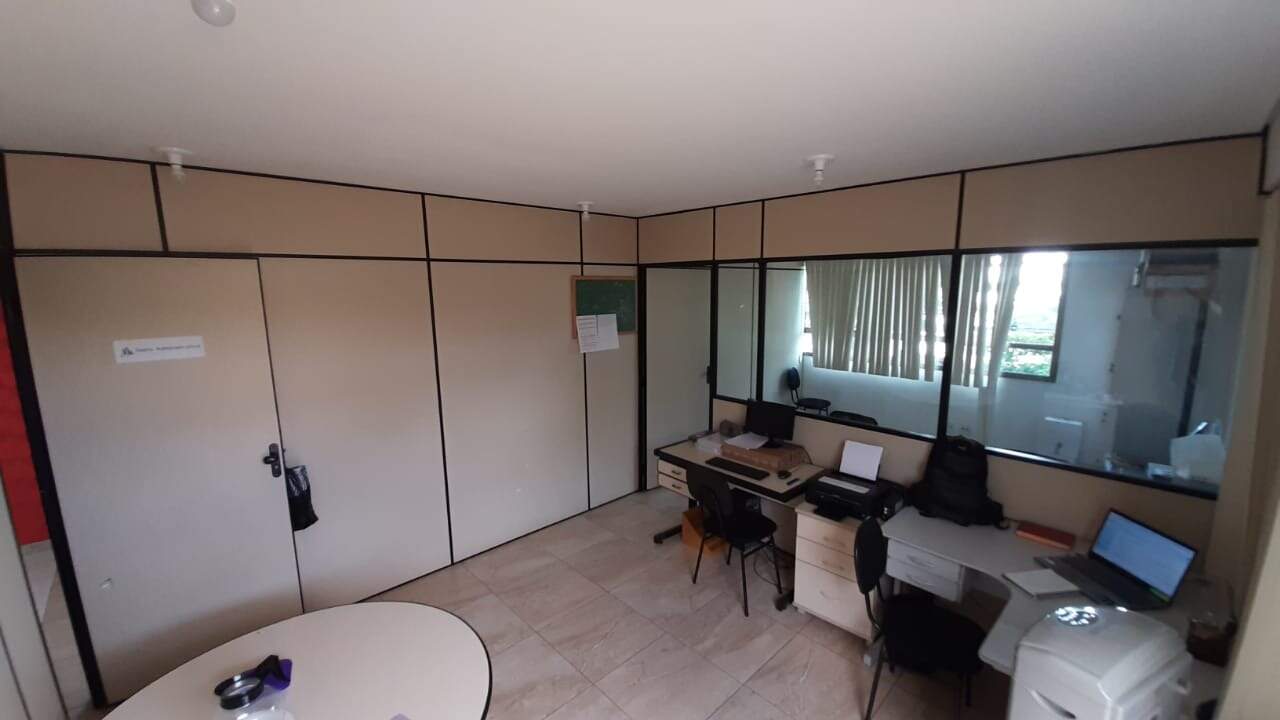 Sala à venda no São Lucas: 