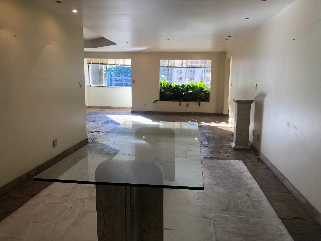 Apartamento à venda no Lourdes: 