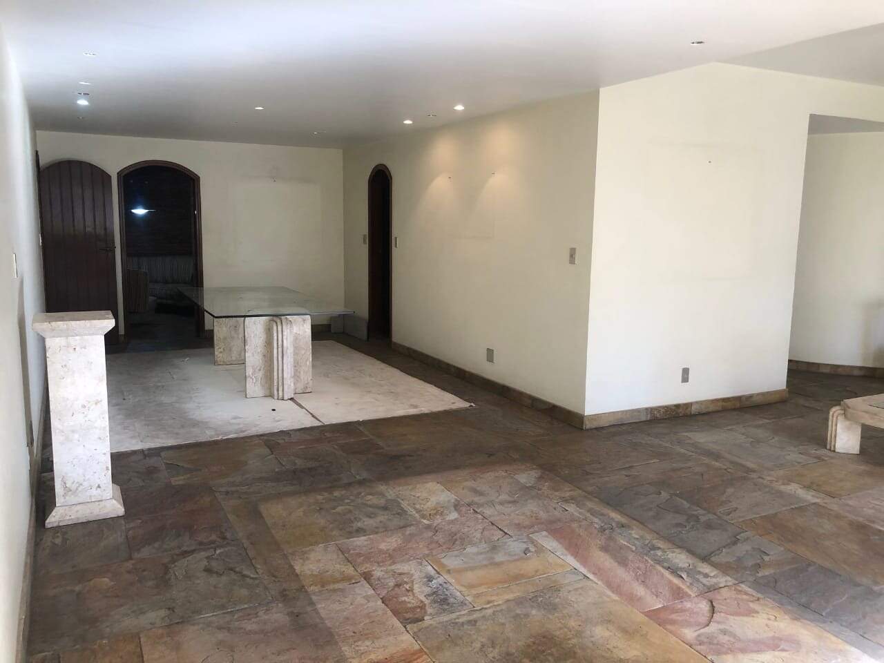 Apartamento à venda no Lourdes: 