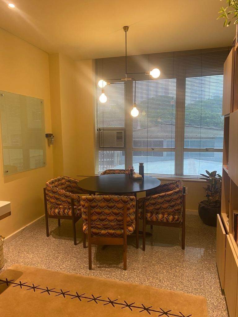 Sala à venda no Savassi: 