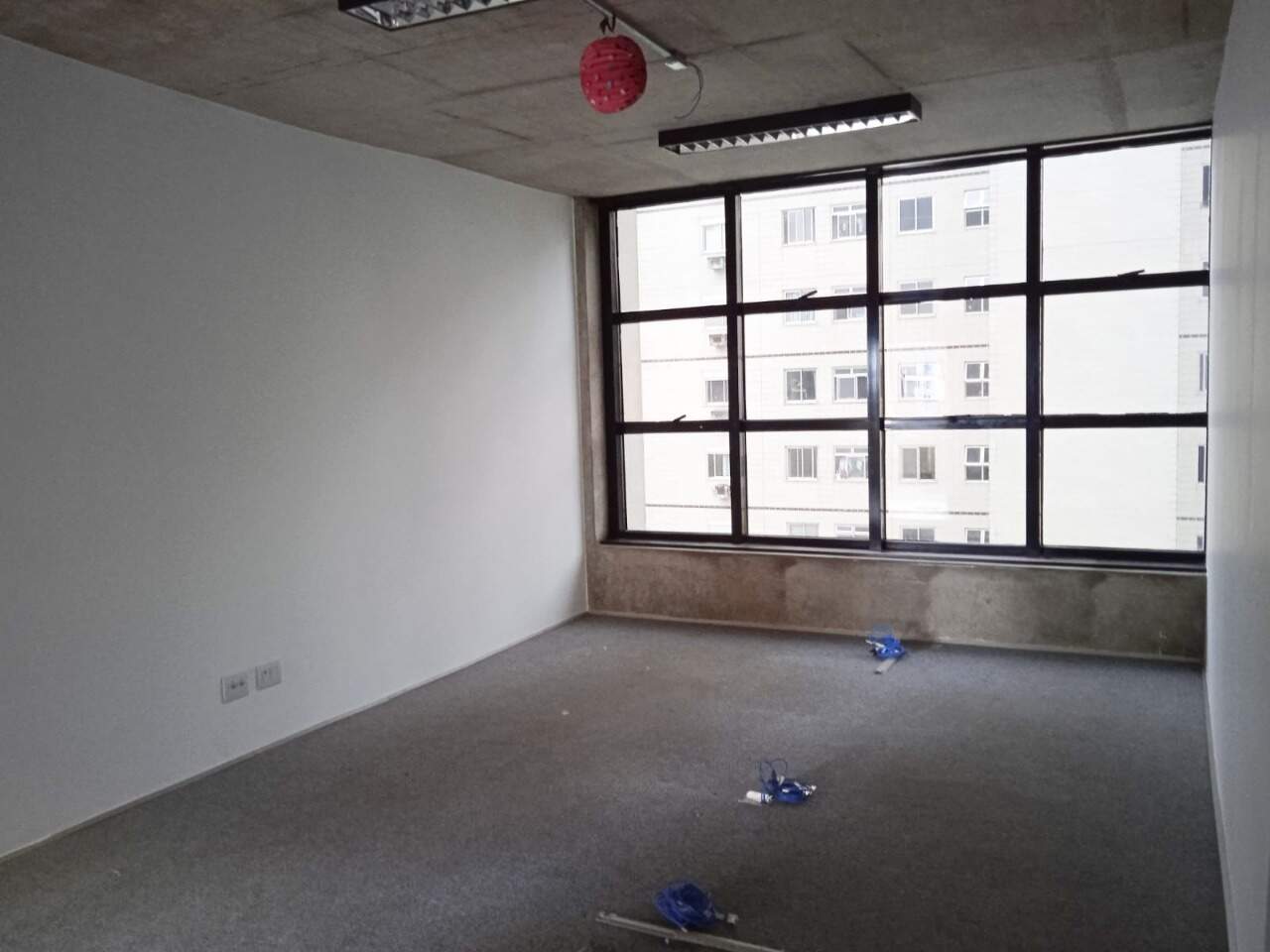Sala à venda no Santa Efigênia: 