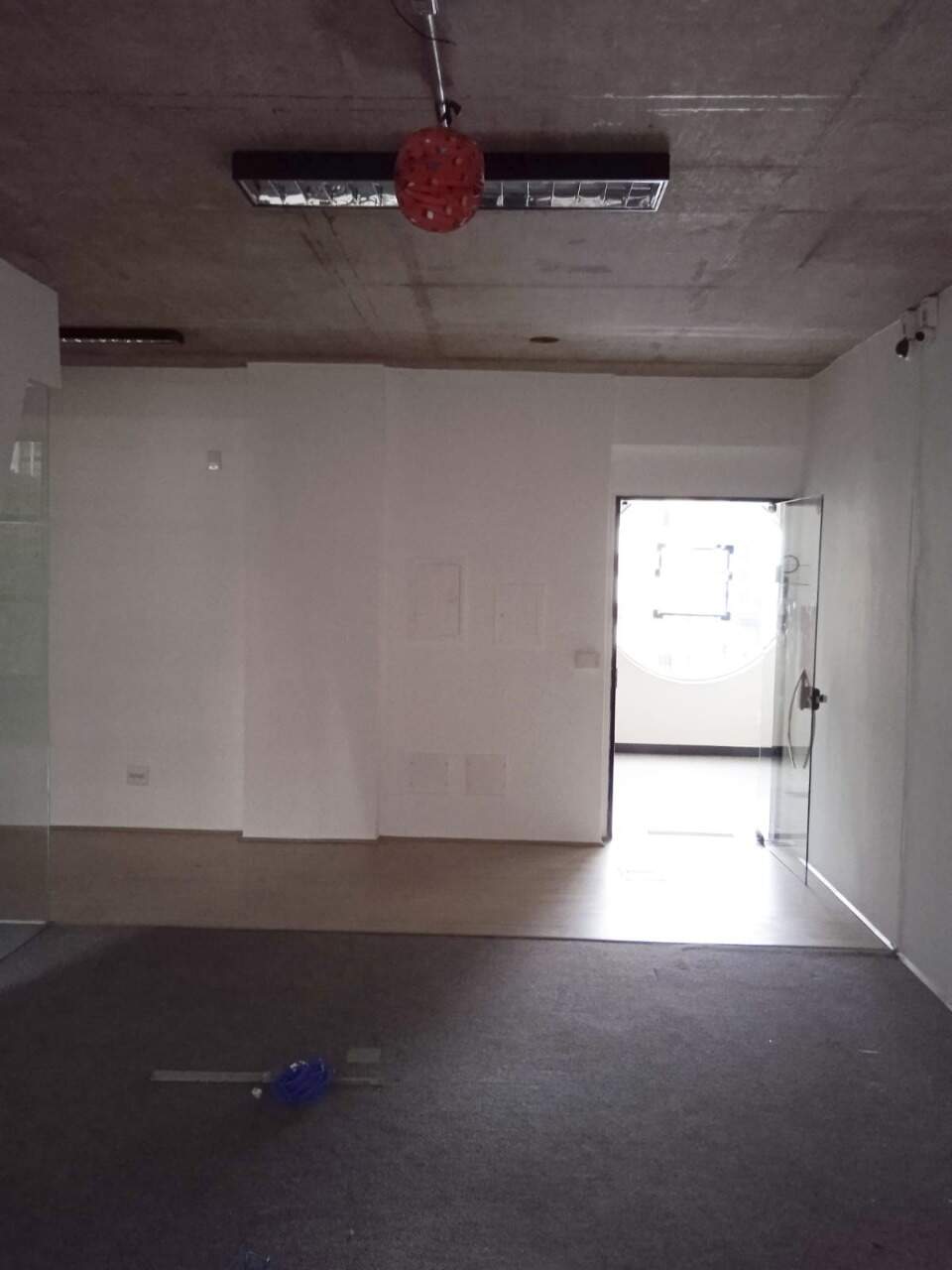 Sala à venda no Santa Efigênia: 