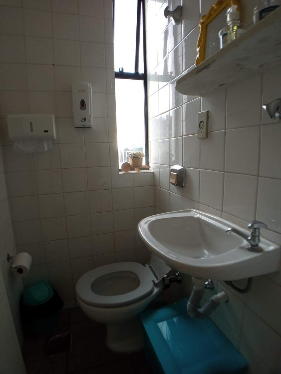 Sala à venda no Funcionários: 