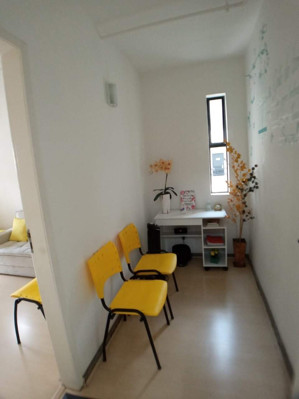 Sala à venda no Funcionários: 