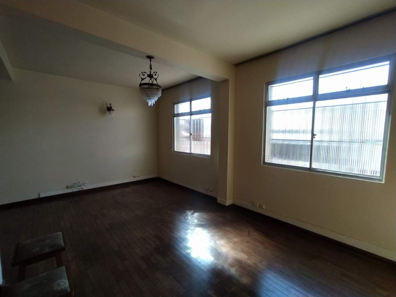 Casa Triplex à venda no Carlos Prates: 