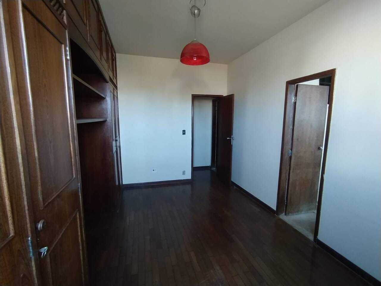 Casa Triplex à venda no Carlos Prates: 